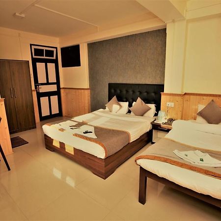 The Griffon'S Nest Hotel Gangtok Exterior photo
